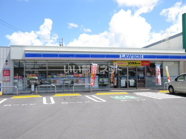 コンビニ　ローソン 伊勢船江三丁目店（コンビニ）まで338m