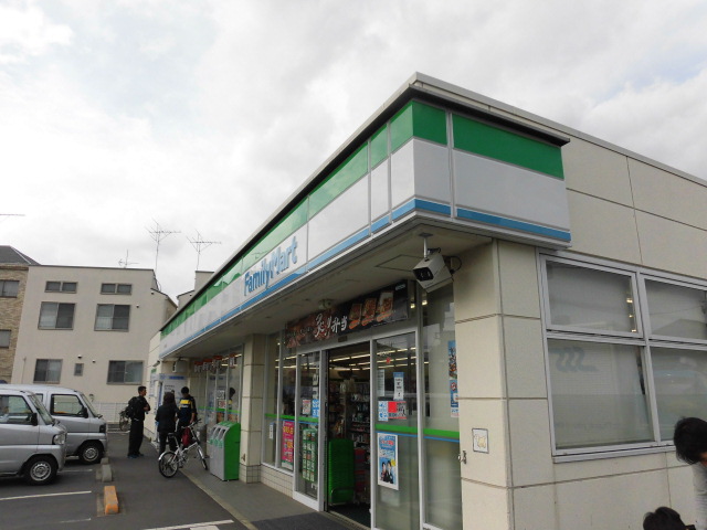 コンビニ　ファミリーマート 世田谷廻沢店（コンビニ）まで336m