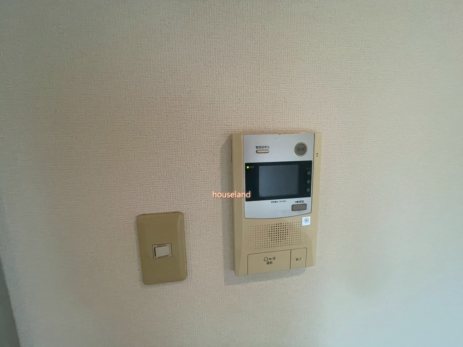 セキュリティ　清掃前の写真です
