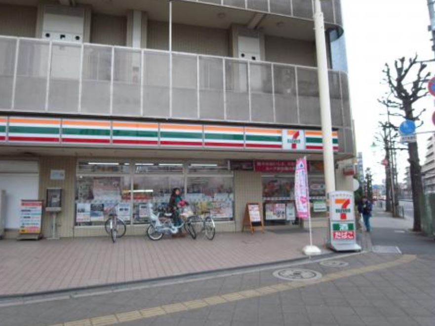 コンビニ　セブンイレブン世田谷瀬田4丁目店（コンビニ）まで303m