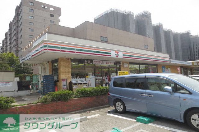 コンビニ　セブンイレブン浦安入船4丁目店（コンビニ）まで180m
