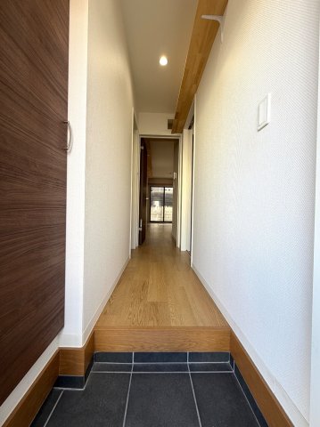 玄関　明るい玄関です