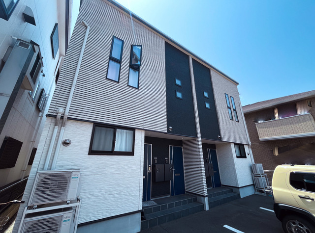 建物外観　落ち着いた雰囲気の外観です