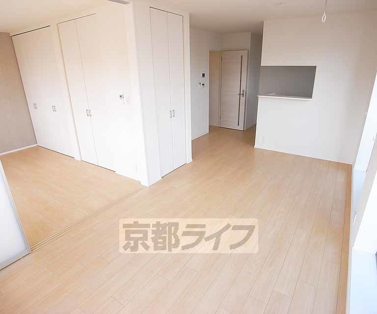 居室・リビング　明るいお部屋です。