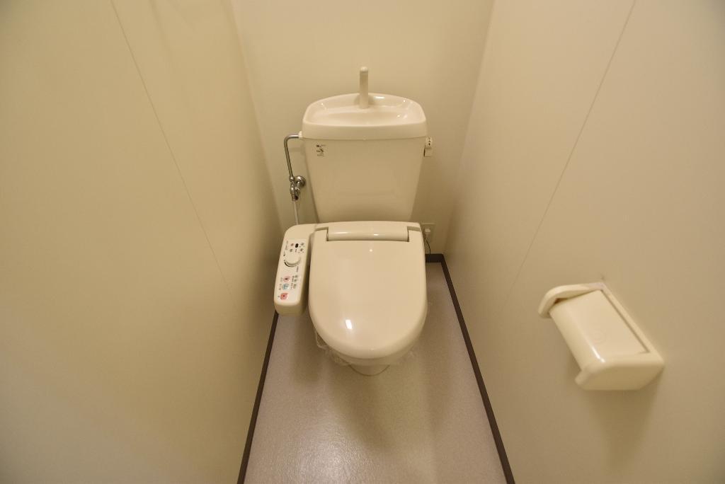 トイレ　シャワー付トイレ