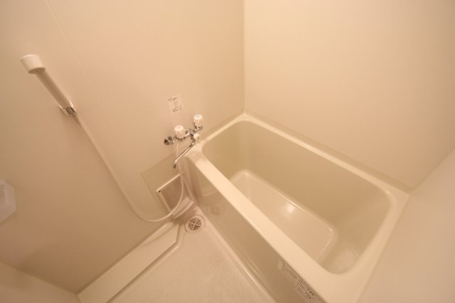 バス・シャワールーム　他の部屋のお写真です。