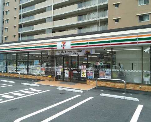 コンビニ　セブンイレブン 横浜鶴見中央5丁目店（コンビニ）まで229m