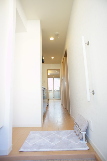 玄関　玄関から見たお部屋です♪