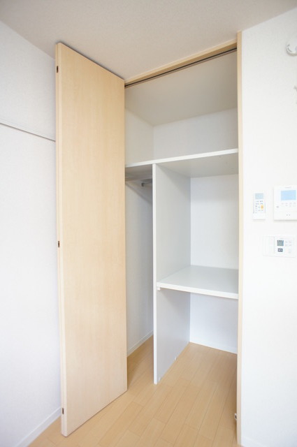 収納　奥行のある収納付です！増えがちな荷物をスッキリ収納できます！