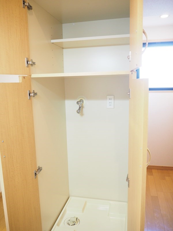 その他設備　洗濯機置場