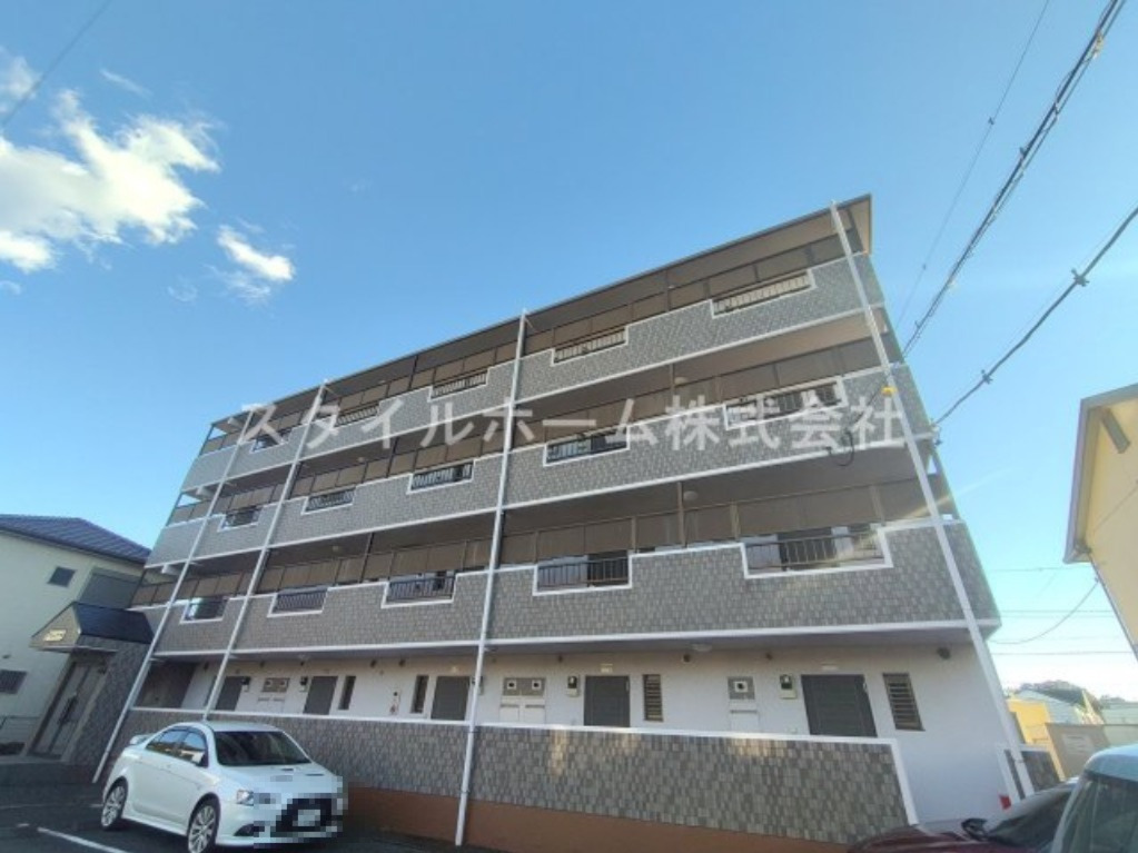 建物外観　外観は落ち着いています