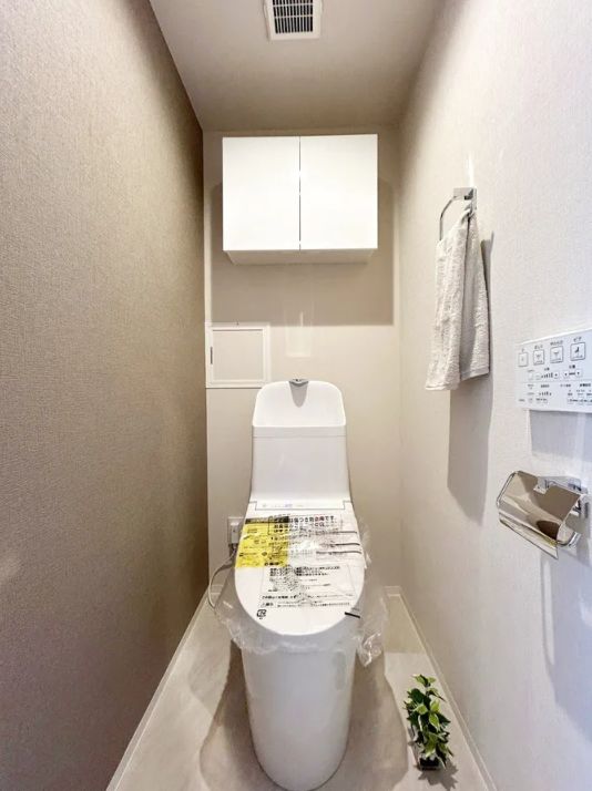 トイレ　同物件・別タイプ3LDKの室内　イメージとして