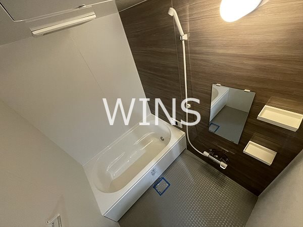 バス・シャワールーム　※同タイプの別部屋参考写真です。