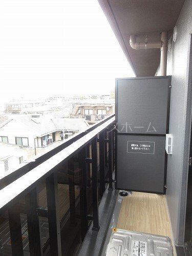 バルコニー　※別号室参考写真