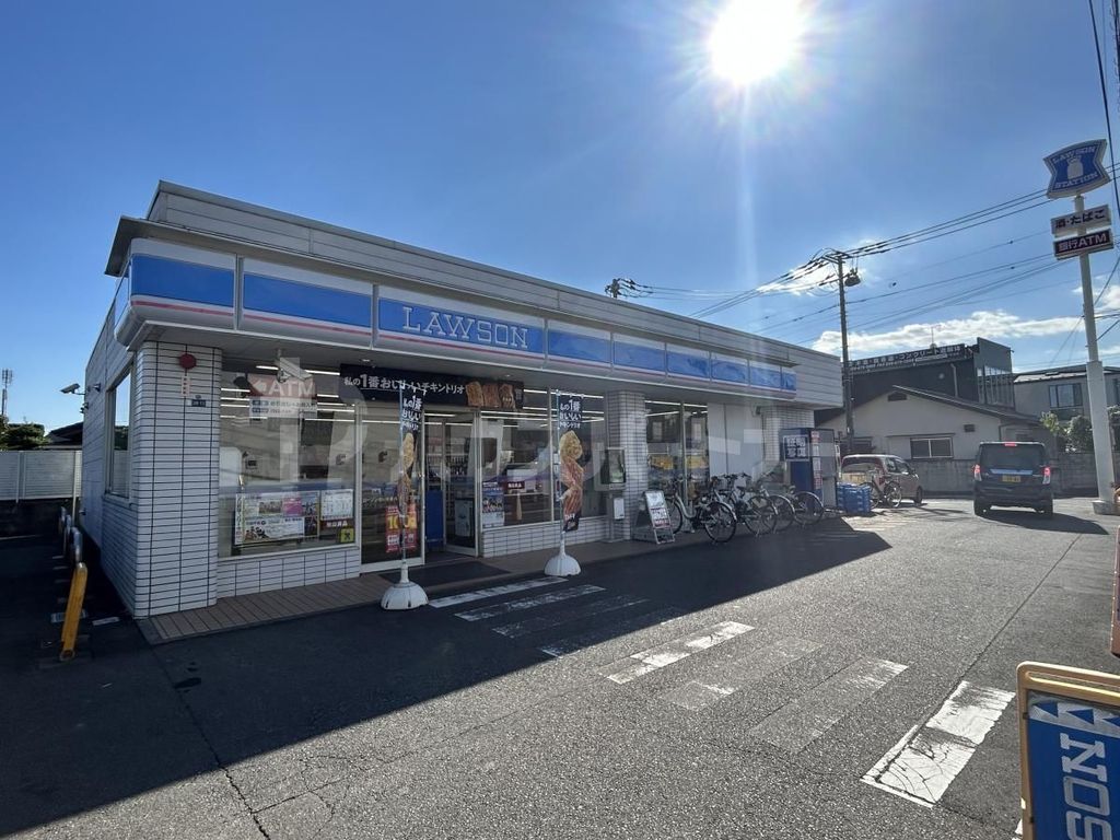 コンビニ　ローソンさいたま八王子3丁目店（コンビニ）まで440m