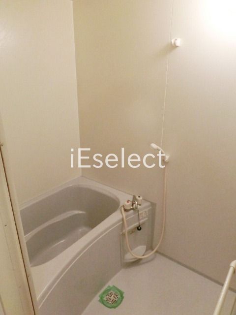 バス・シャワールーム　綺麗なバスルーム。