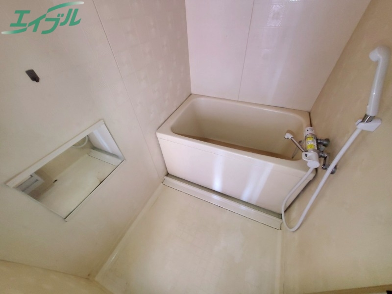 バス・シャワールーム　別部屋同型参考写真