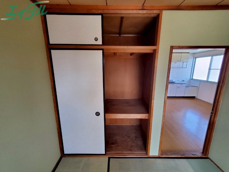 収納　別部屋同型参考写真