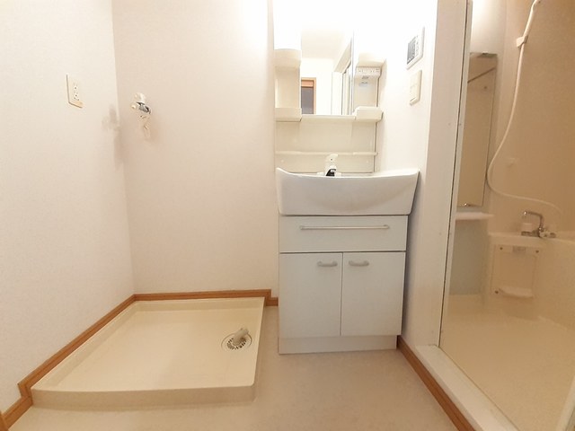 洗面設備　同仕様写真