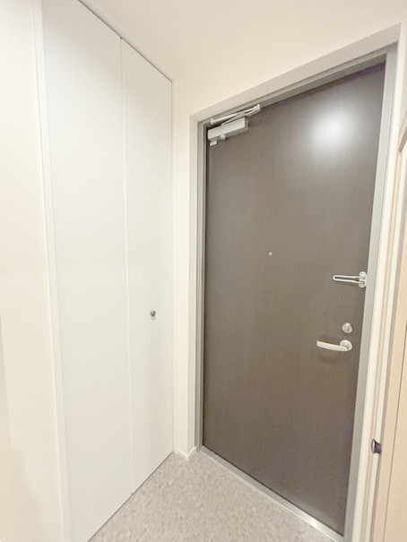 玄関　収納もある玄関です