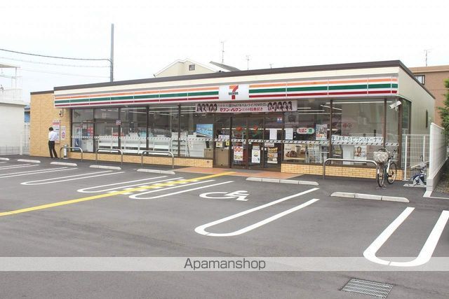 コンビニ　セブンイレブン（コンビニ）まで190m