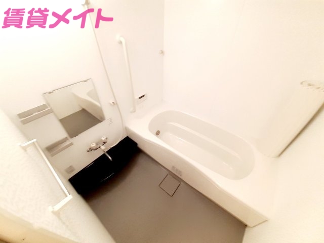 バス・シャワールーム　同型参考写真