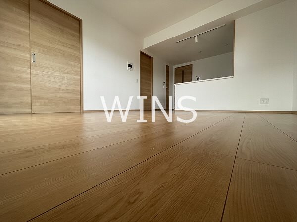 居室・リビング　別部屋参考写真です