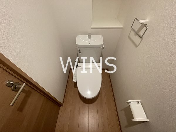 トイレ　別部屋参考写真です