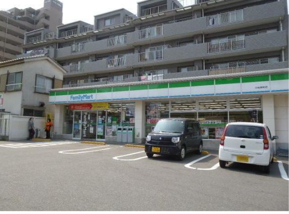 コンビニ　ファミリーマート小向西町店（コンビニ）まで1253m