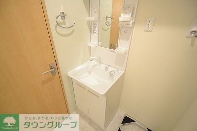 洗面設備　☆シャワー付洗面台☆
