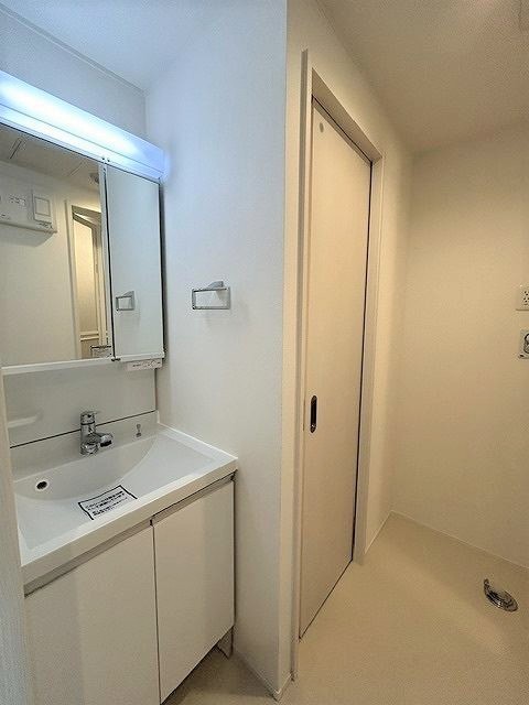洗面設備　忙しい朝には欠かせない洗面所です
