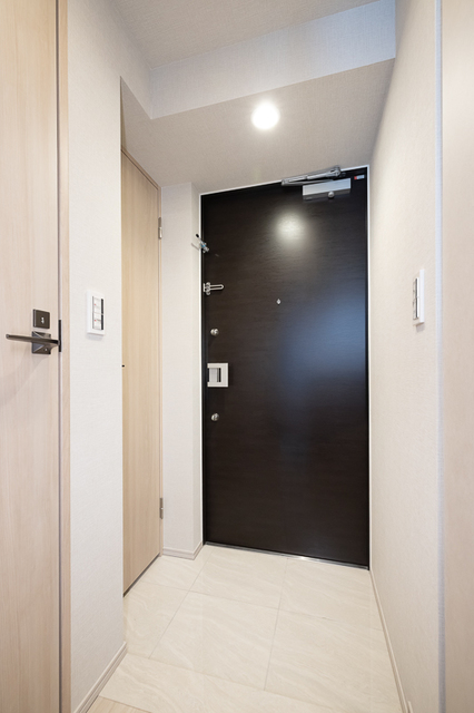 玄関　※写真は同タイプ住戸です。