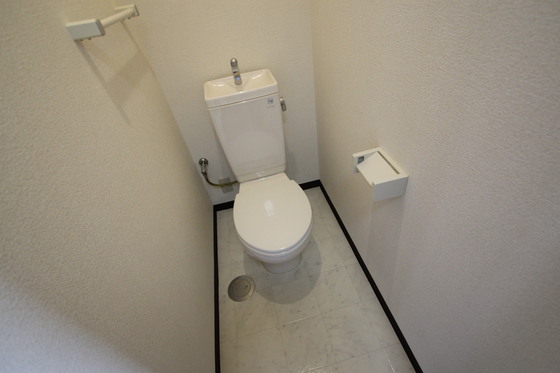 トイレ　※別部屋の写真です