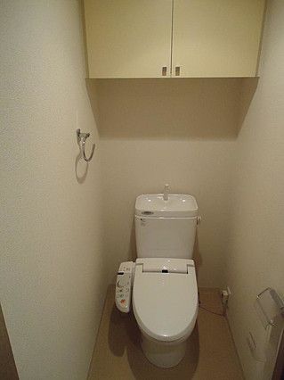 トイレ　※別部屋の参考写真です。
