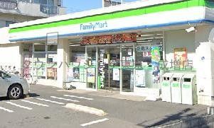 コンビニ　ファミリーマート板橋高島平七丁目店（コンビニ）まで100m