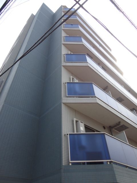 その他　★駅徒歩６分★
