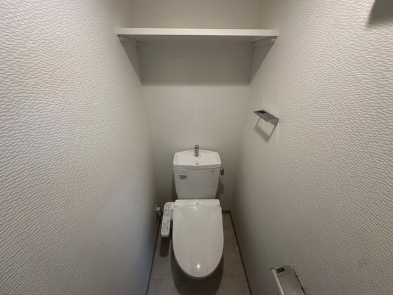 トイレ　※別号室の写真です。