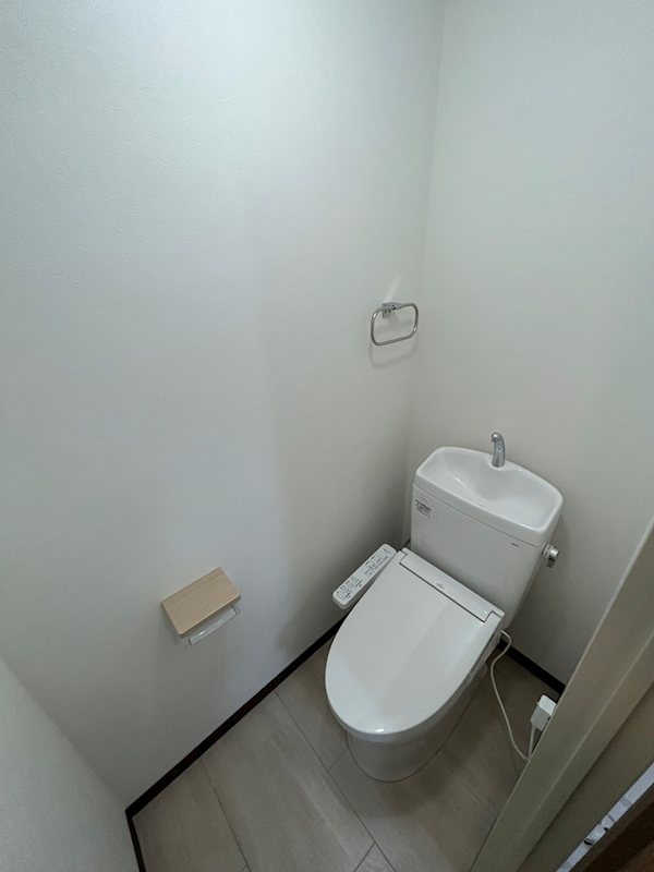 トイレ　別の部屋参考写真