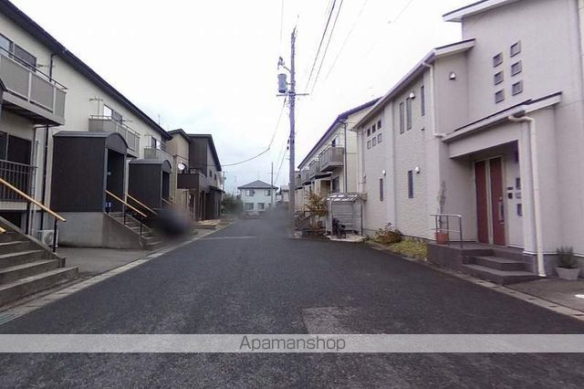 その他　前面道路（その他）まで0m