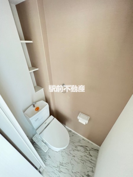 西鉄天神大牟田線 聖マリア病院前駅 徒歩5分 3階建 築9年のトイレ写真