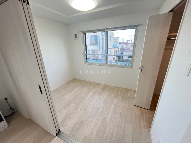 その他部屋・スペース　収納がたっぷりあるお部屋です。