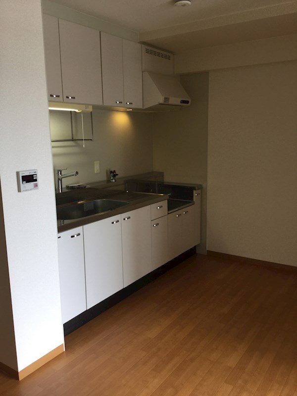 コーシャハイツ法円坂35号館のキッチン写真