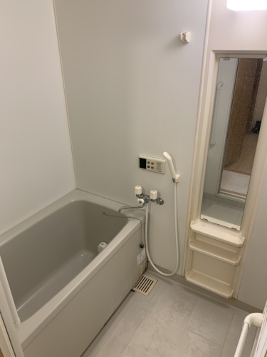バス・シャワールーム　別部屋の写真です。現況優先となります。