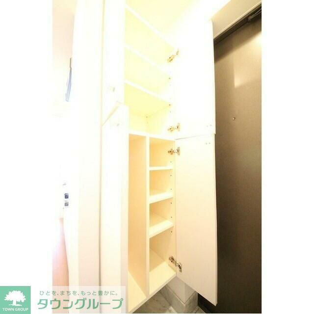 収納　シューズ置き場