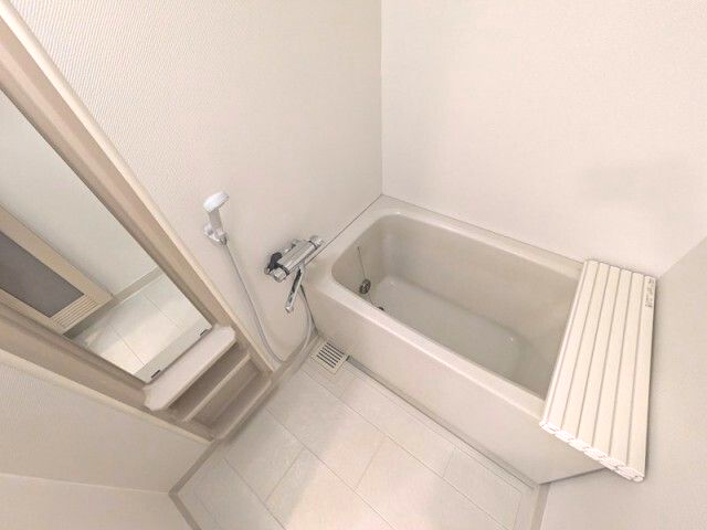 バス・シャワールーム　日々の疲れを癒すお風呂付です