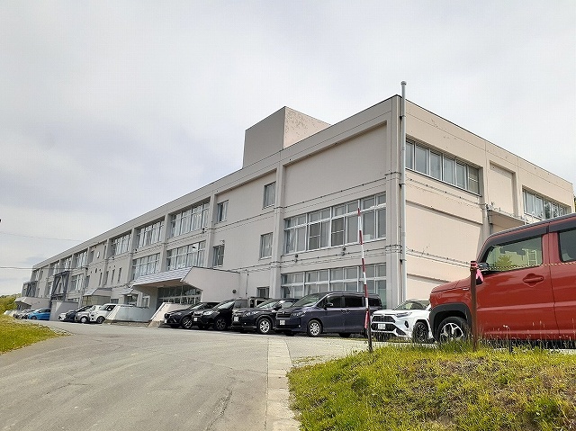 小学校　留萌市立東光小学校（小学校）まで847m
