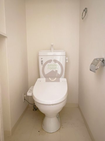 地下鉄御堂筋線 大国町駅 徒歩3分 11階建 築11年のトイレ写真