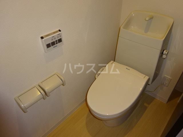 フォーティーンヒルズ IIのトイレ写真