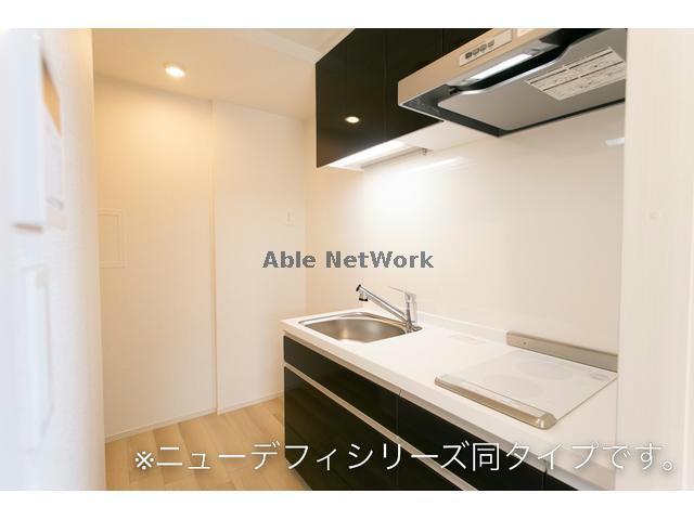 岡崎市 2階建 築1年のキッチン写真