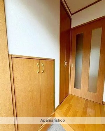 ＪＲ中央線 吉祥寺駅 徒歩7分 2階建 築19年の玄関写真